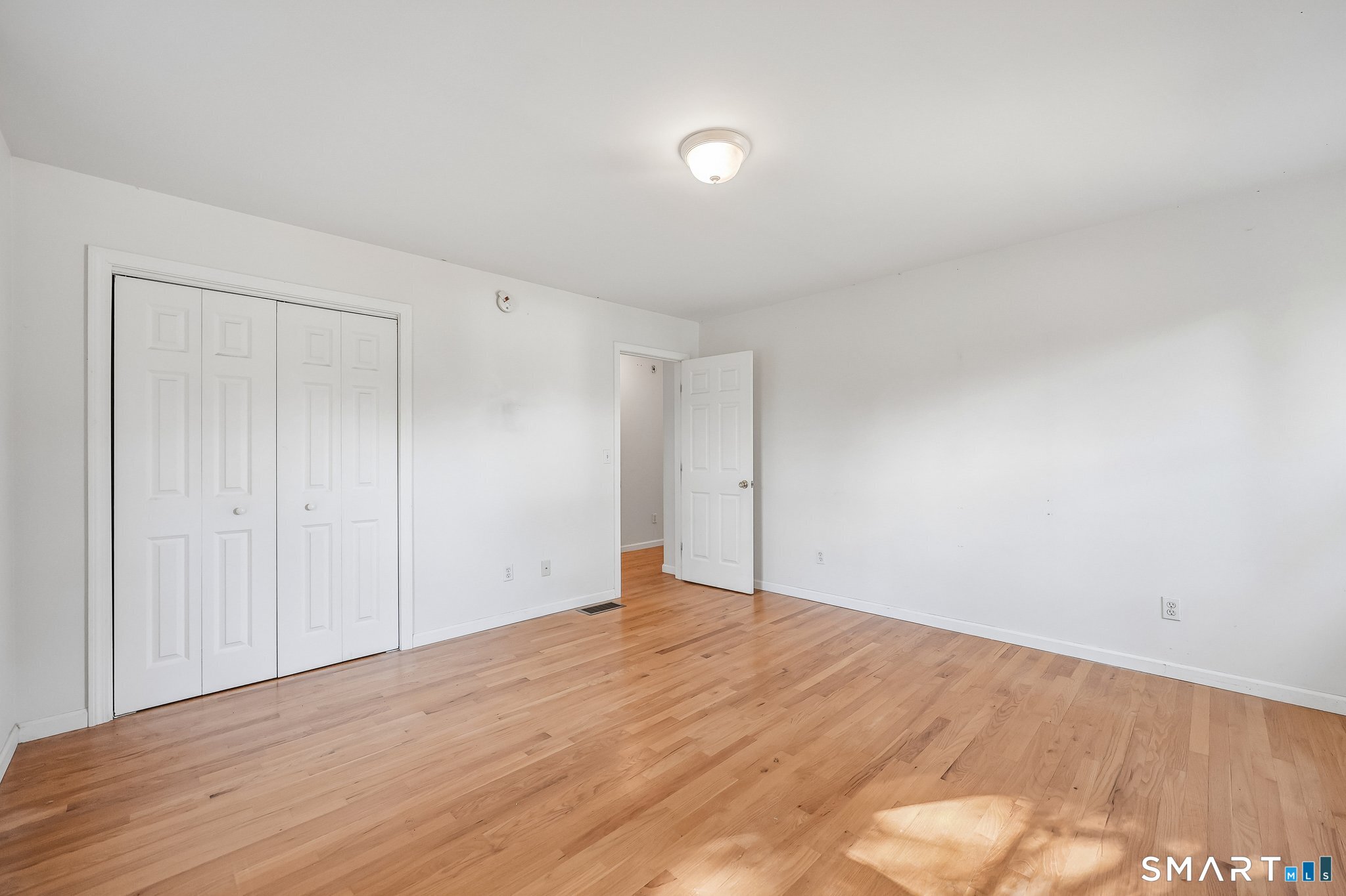 15 Barker Place Branford CT 06405