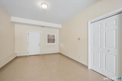15 Barker Place Branford CT 06405