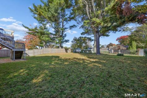 15 Barker Place Branford CT 06405