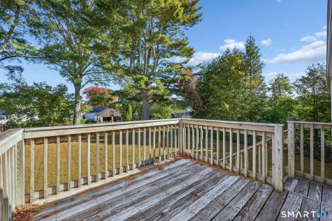 15 Barker Place Branford CT 06405