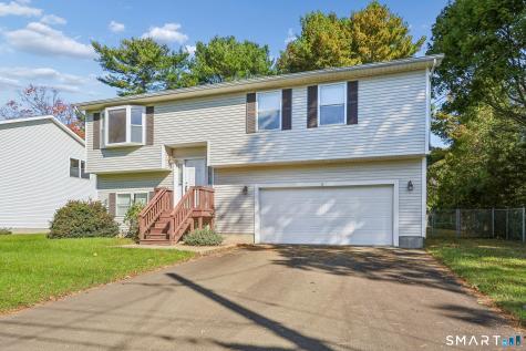 15 Barker Place Branford CT 06405