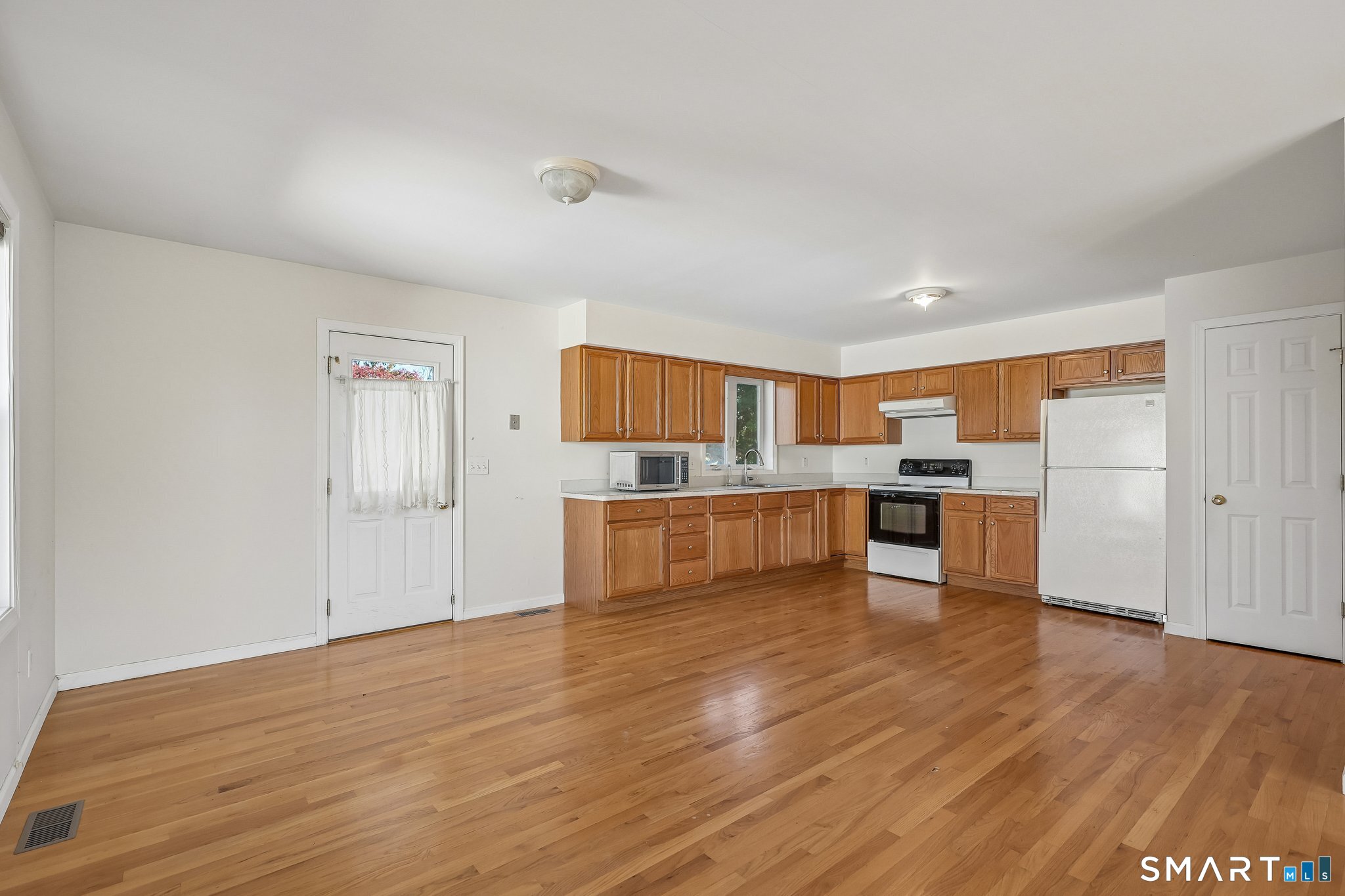15 Barker Place Branford CT 06405