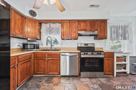 49 Schenck Lane Naugatuck CT 06770