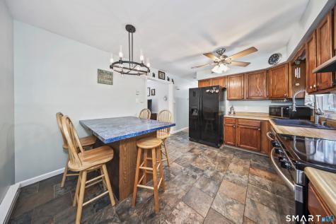 49 Schenck Lane Naugatuck CT 06770