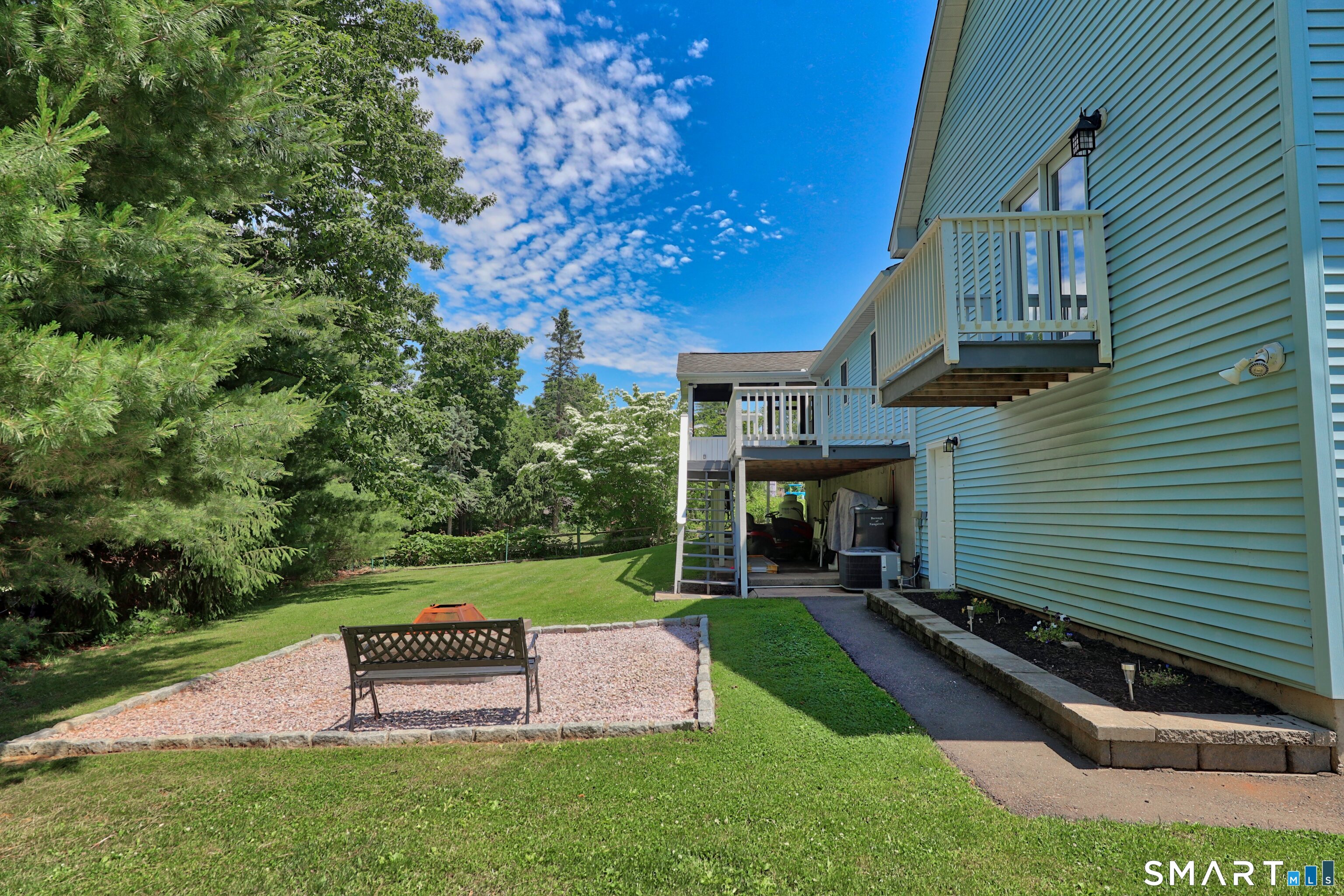 49 Schenck Lane Naugatuck CT 06770