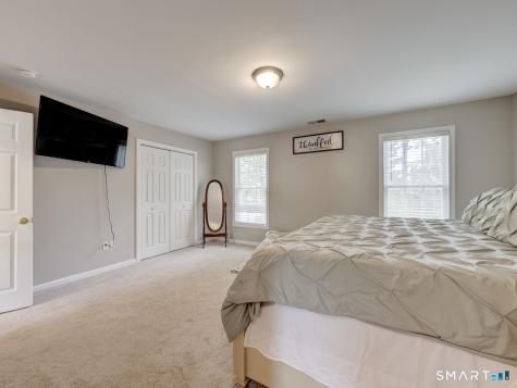 41 Marina Court Meriden CT 06451