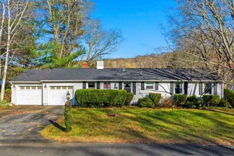 16 Cubles Drive East Lyme CT 06357