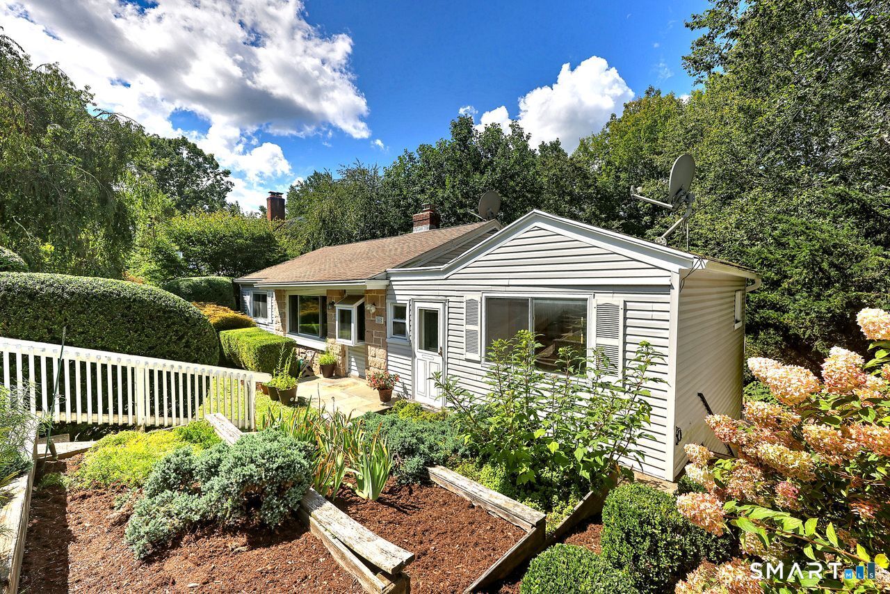55 Old Sawmill Road Trumbull CT 06611