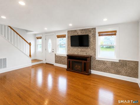 933 East Broadway Milford CT 06460