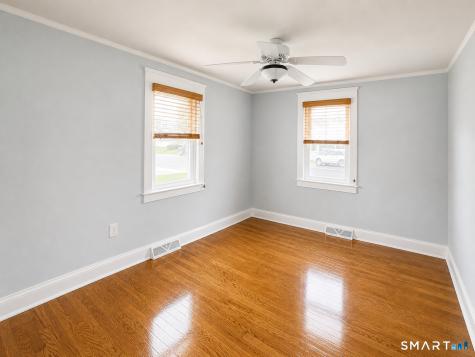 933 East Broadway Milford CT 06460