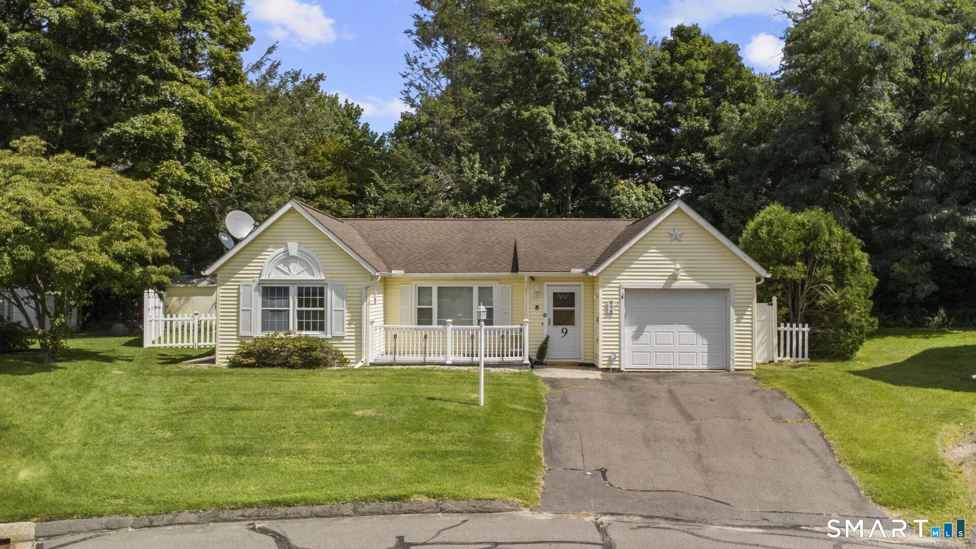 9 Dakota Trail Bristol CT 06010