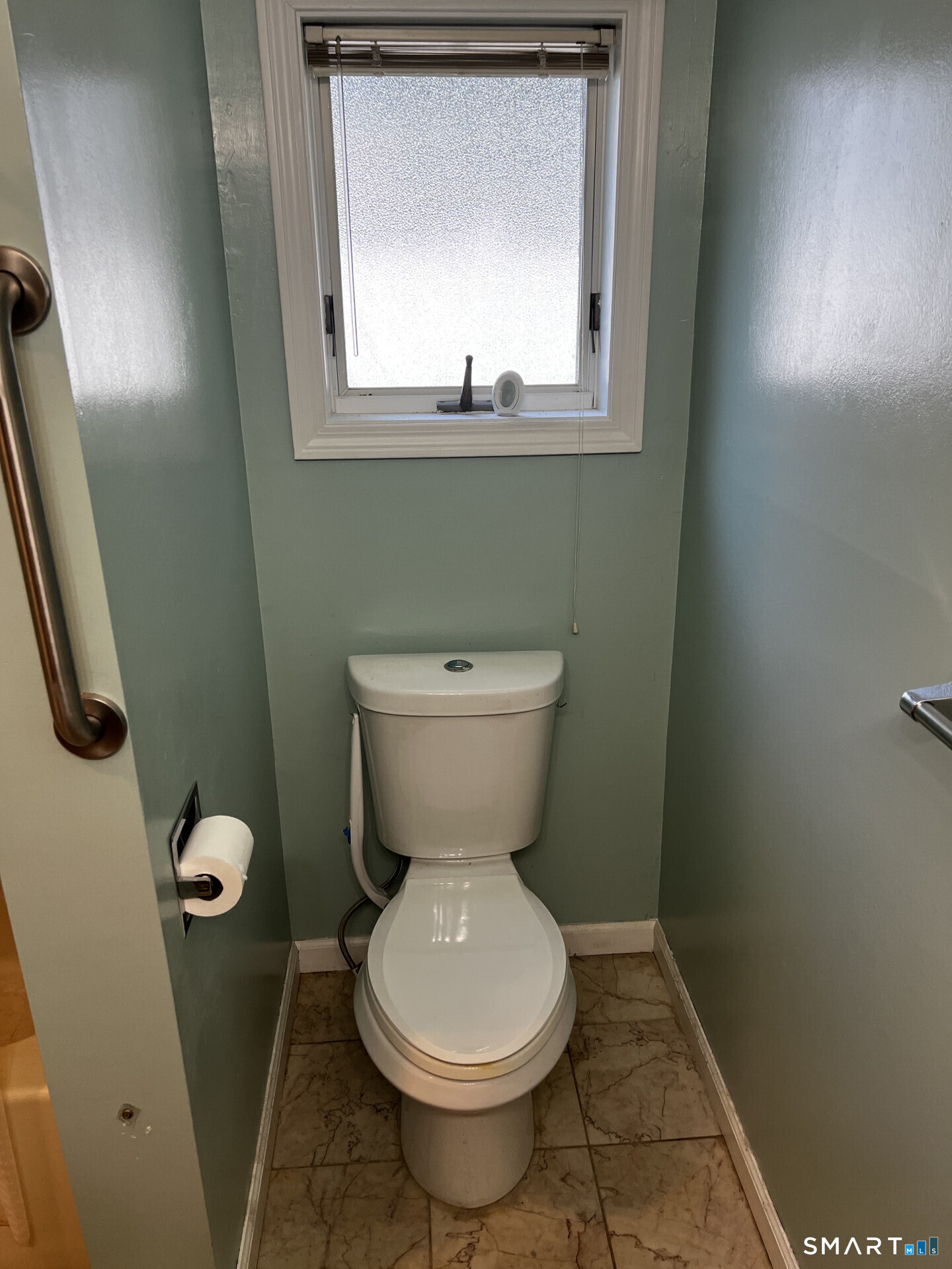 9 Dakota Trail Bristol CT 06010