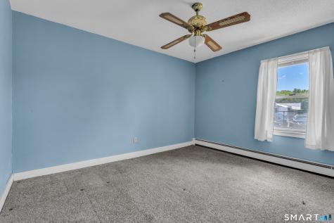 15 Hamast Avenue Waterford CT 06385