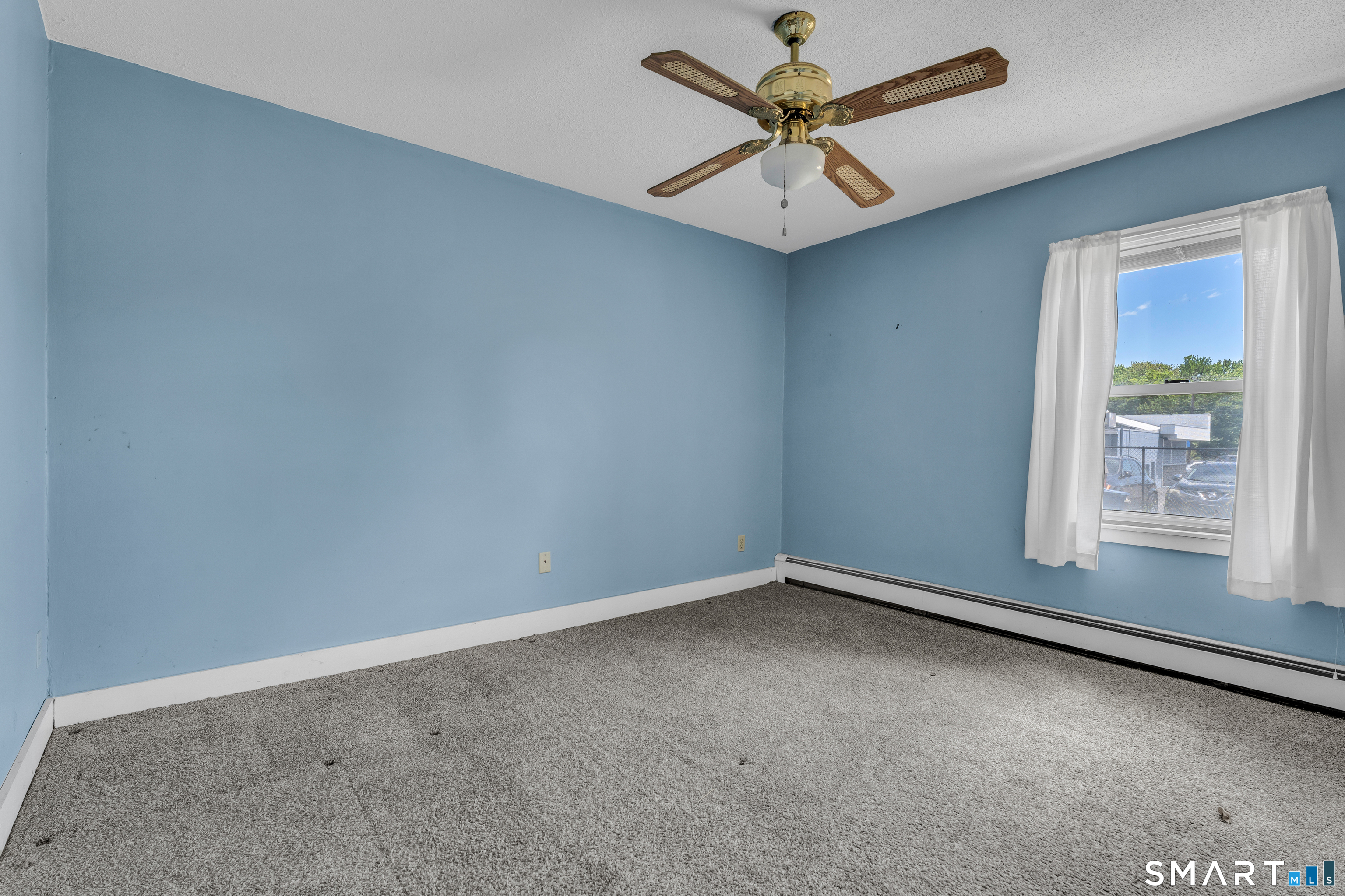 15 Hamast Avenue Waterford CT 06385