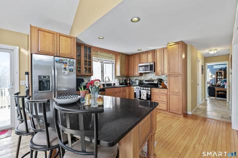 76 Shafer Road New Hartford CT 06057