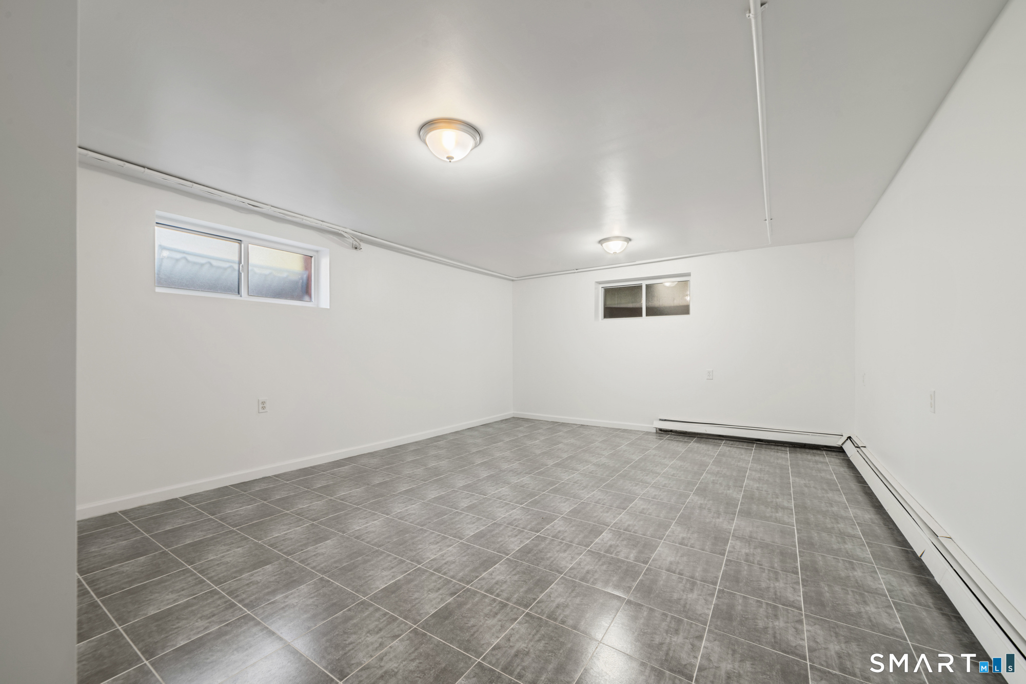 2776 East Main Street Bridgeport CT 06610