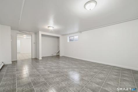 2776 East Main Street Bridgeport CT 06610