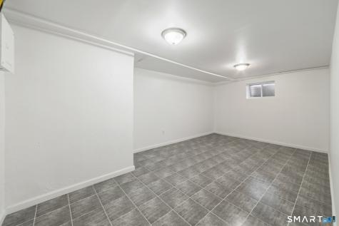 2776 East Main Street Bridgeport CT 06610