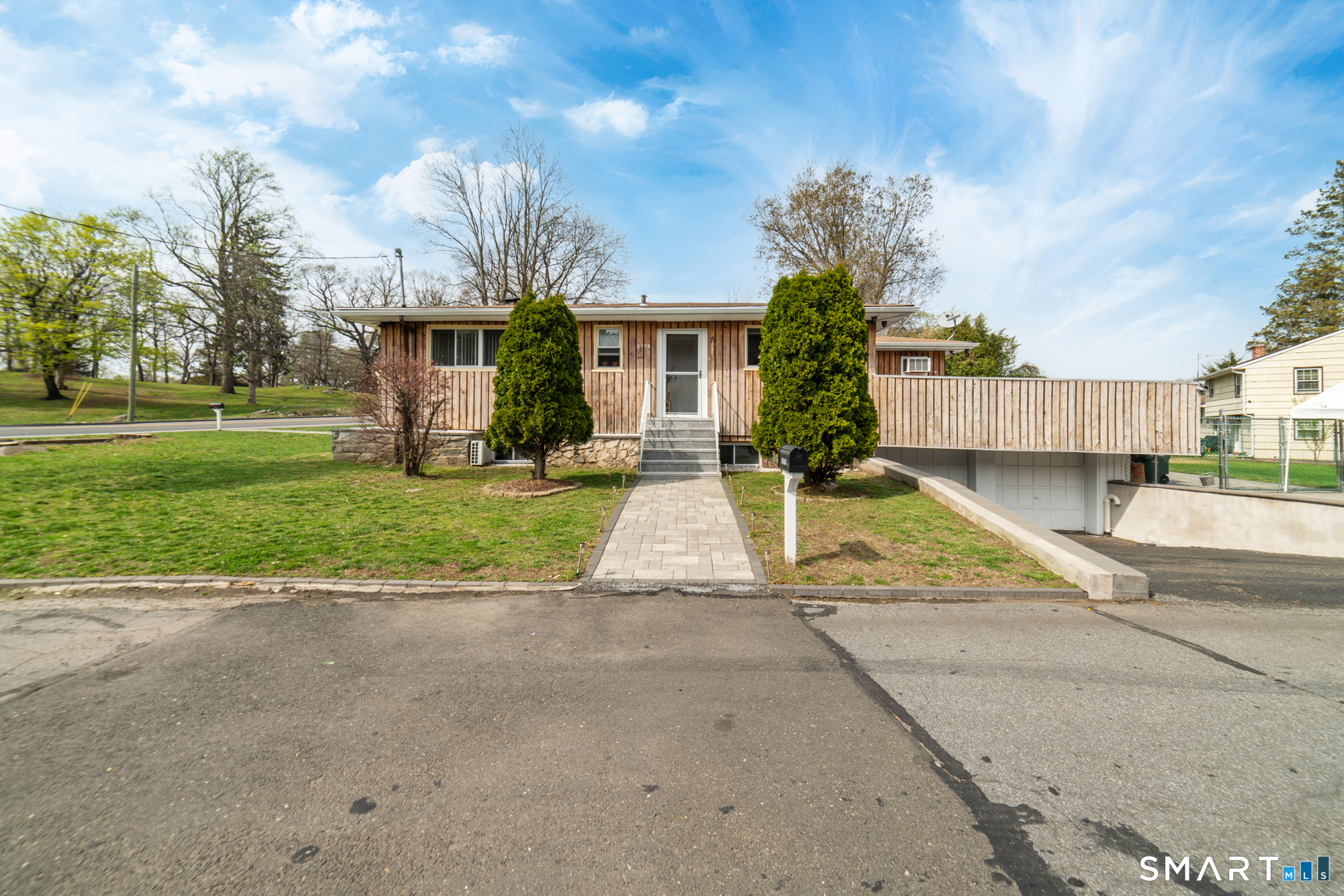 2776 East Main Street Bridgeport CT 06610