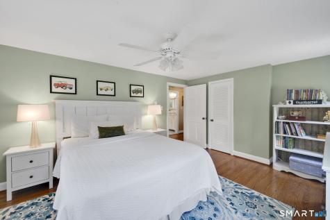 4 Lincoln Lane Simsbury CT 06089