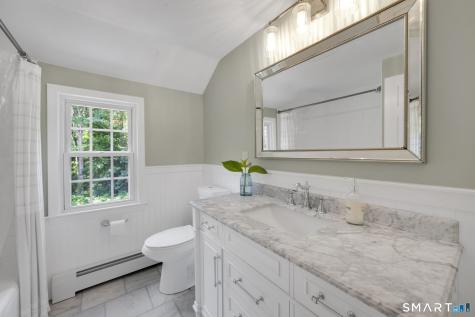 4 Lincoln Lane Simsbury CT 06089