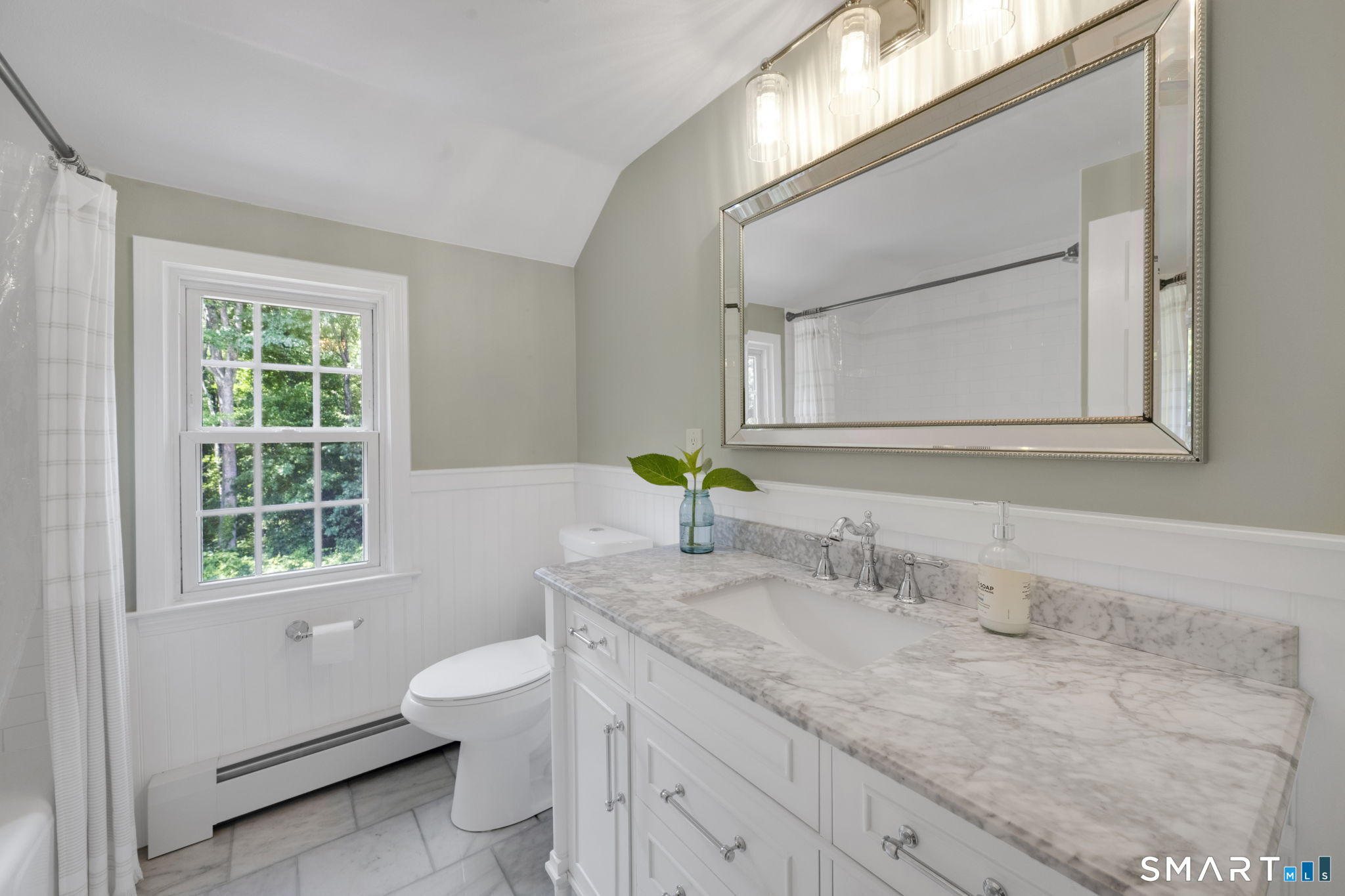 4 Lincoln Lane Simsbury CT 06089
