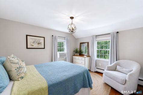 4 Lincoln Lane Simsbury CT 06089