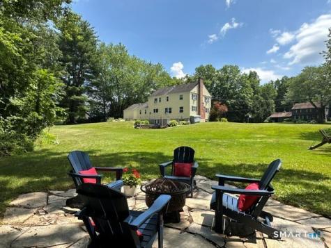 4 Lincoln Lane Simsbury CT 06089