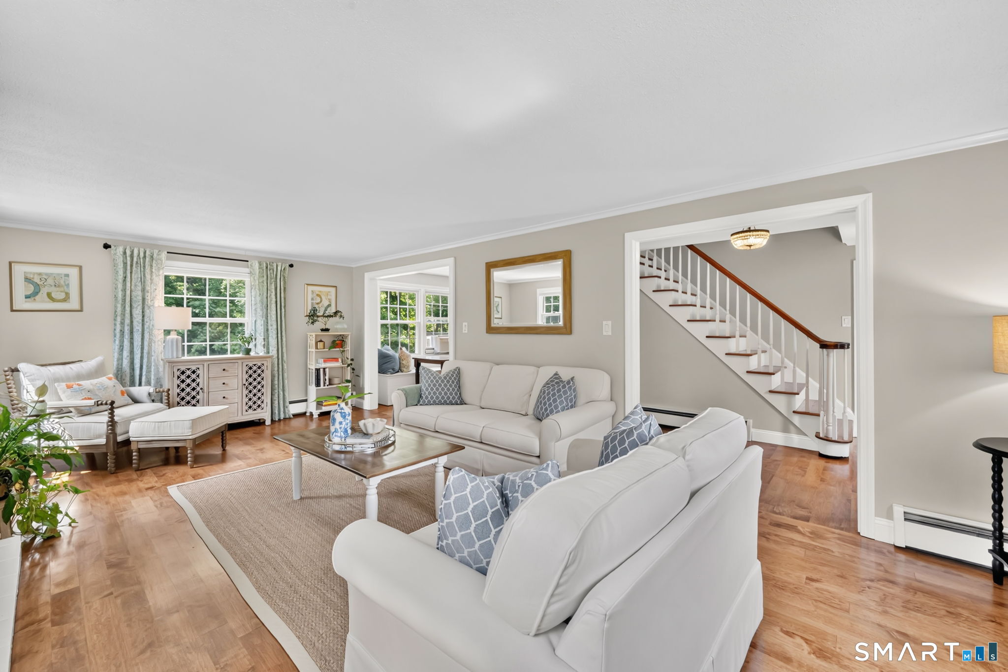 4 Lincoln Lane Simsbury CT 06089