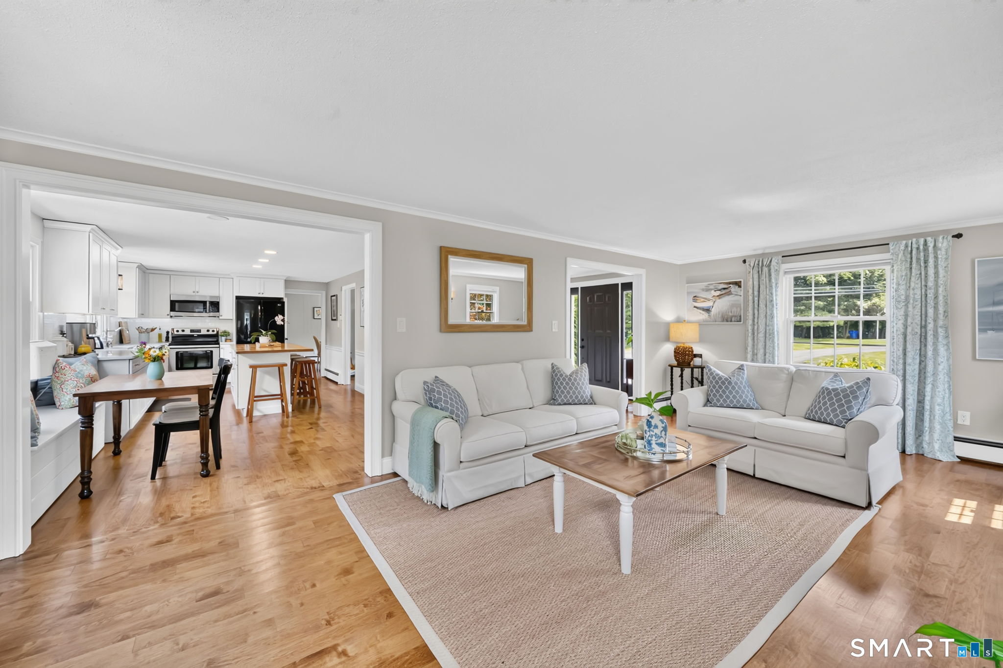 4 Lincoln Lane Simsbury CT 06089