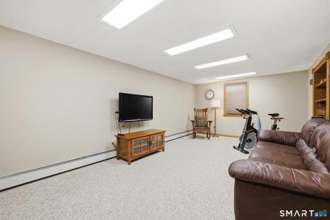 25 Brookhaven Lane South Windsor CT 06074