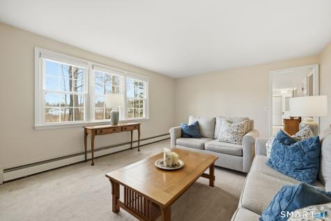 25 Brookhaven Lane South Windsor CT 06074