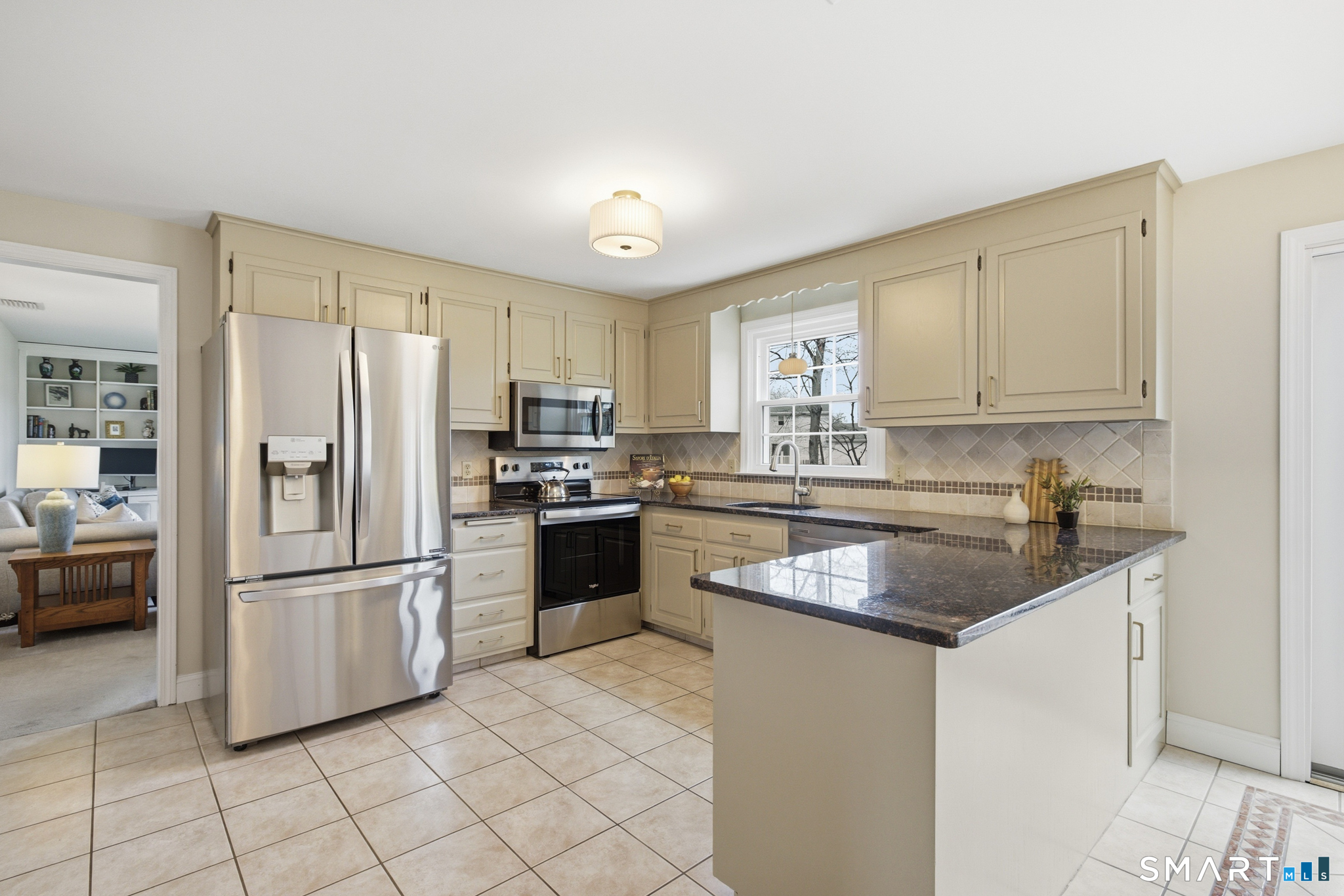 25 Brookhaven Lane South Windsor CT 06074