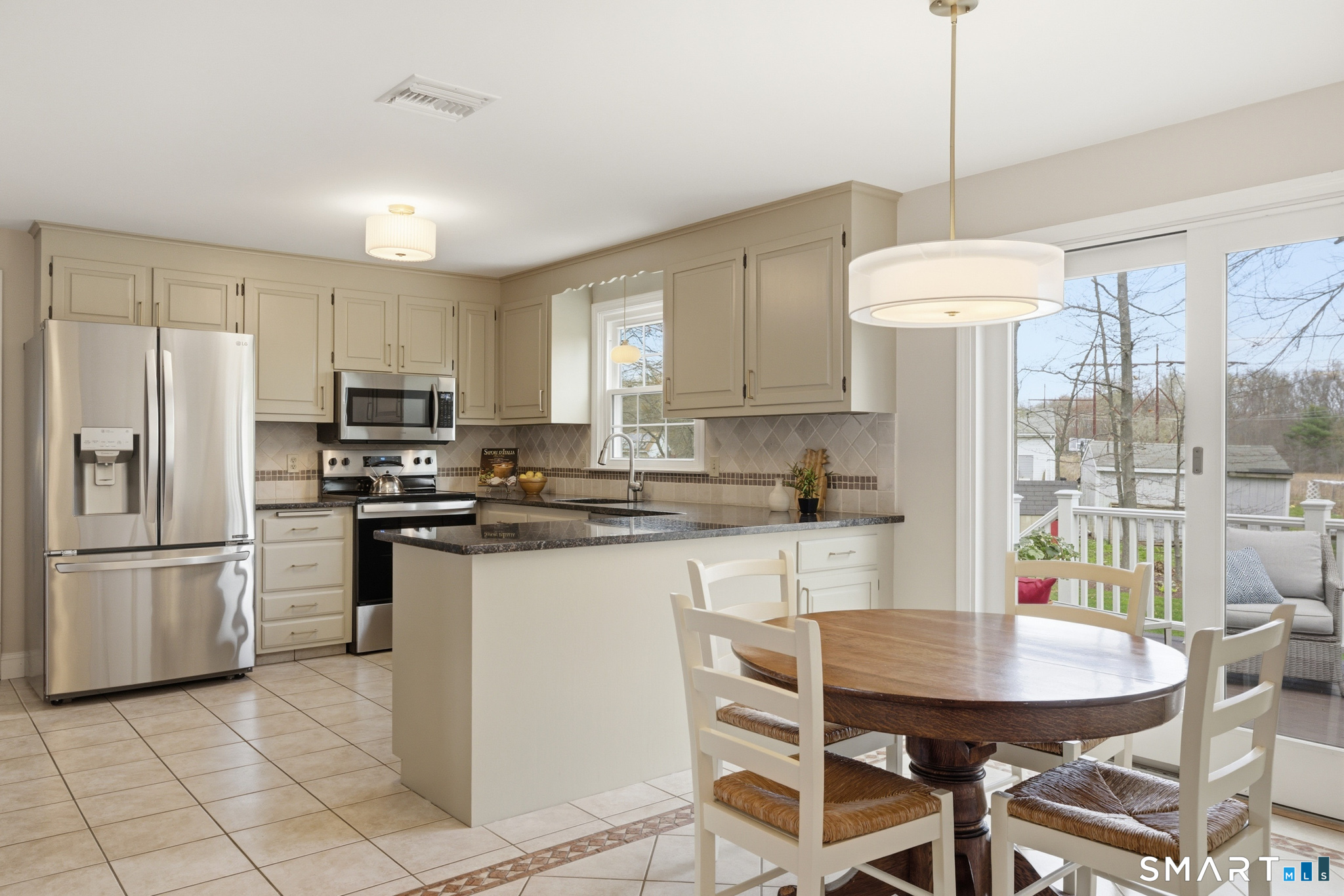 25 Brookhaven Lane South Windsor CT 06074