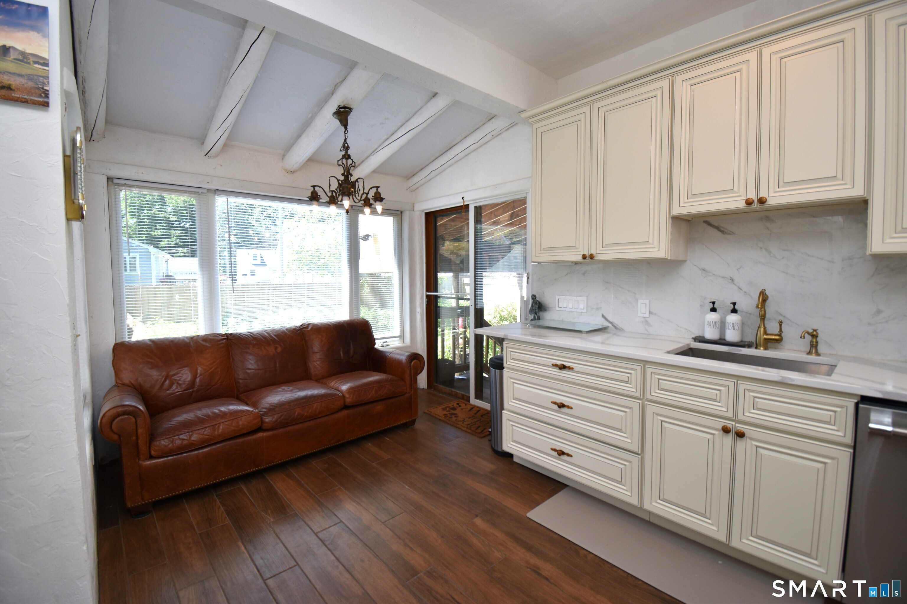 292 Naugatuck Avenue Milford CT 06460