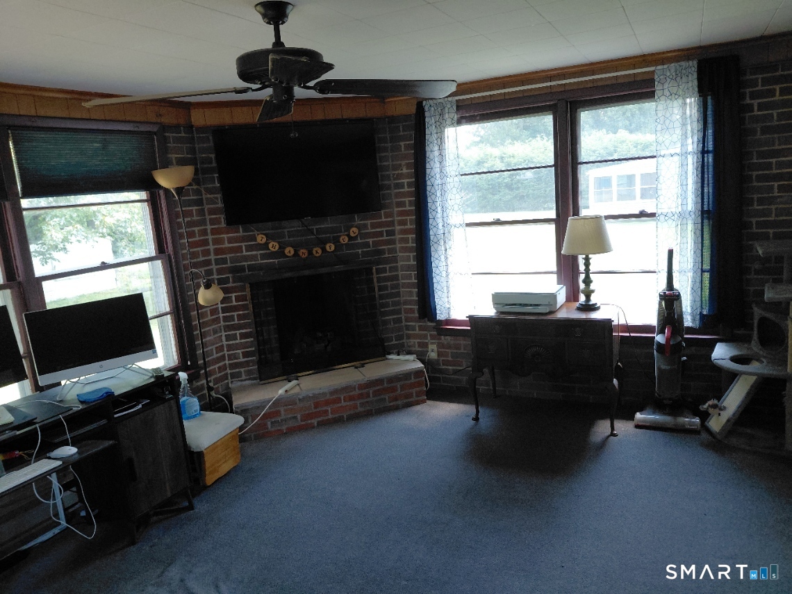 101 Brace Road Newington CT 06111