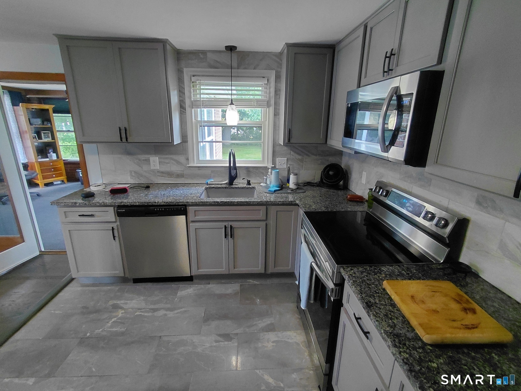 101 Brace Road Newington CT 06111