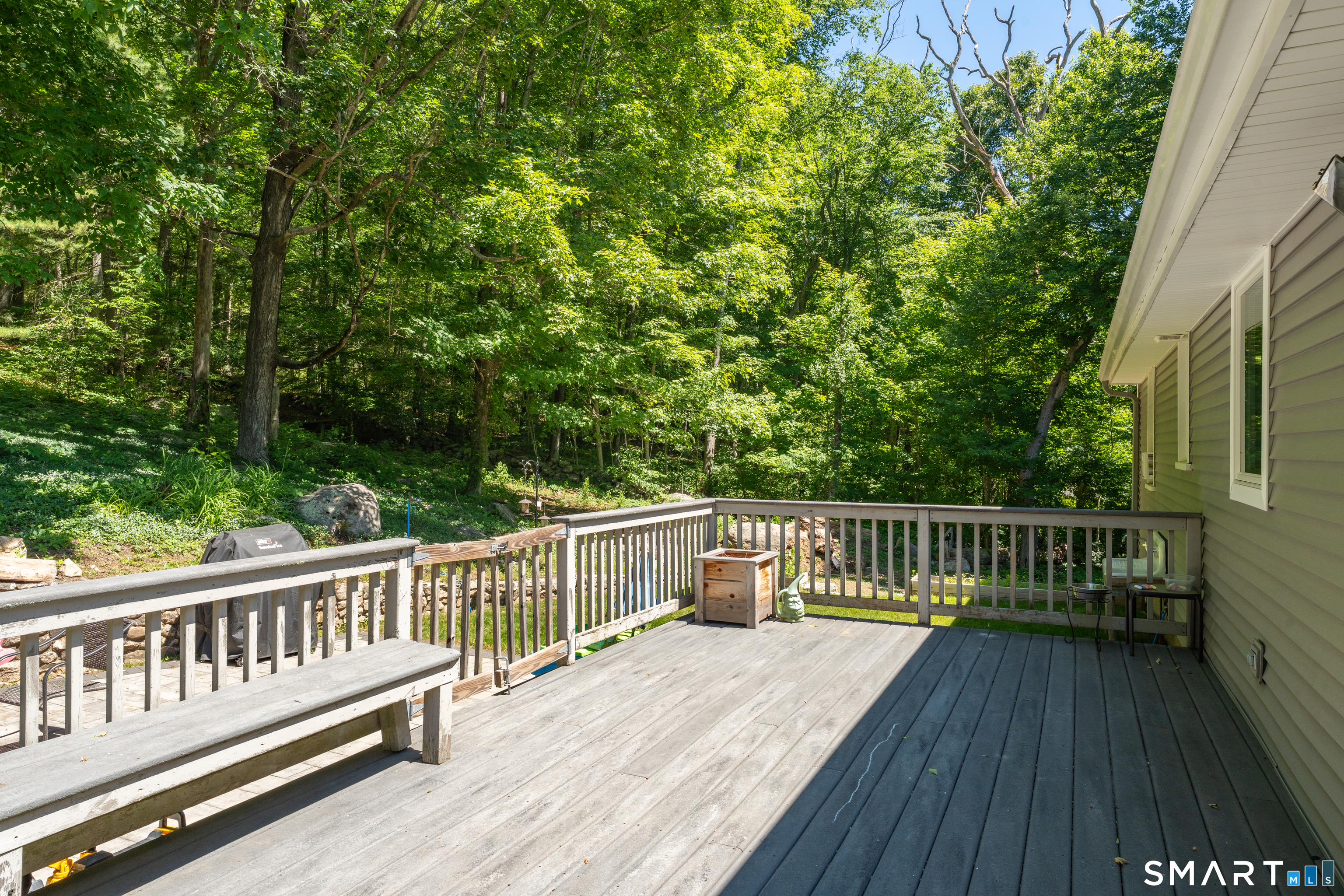 339 Boston Post Road East Lyme CT 06333