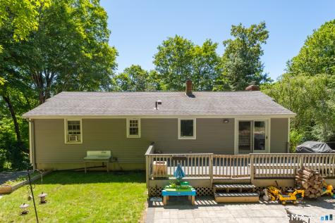 339 Boston Post Road East Lyme CT 06333