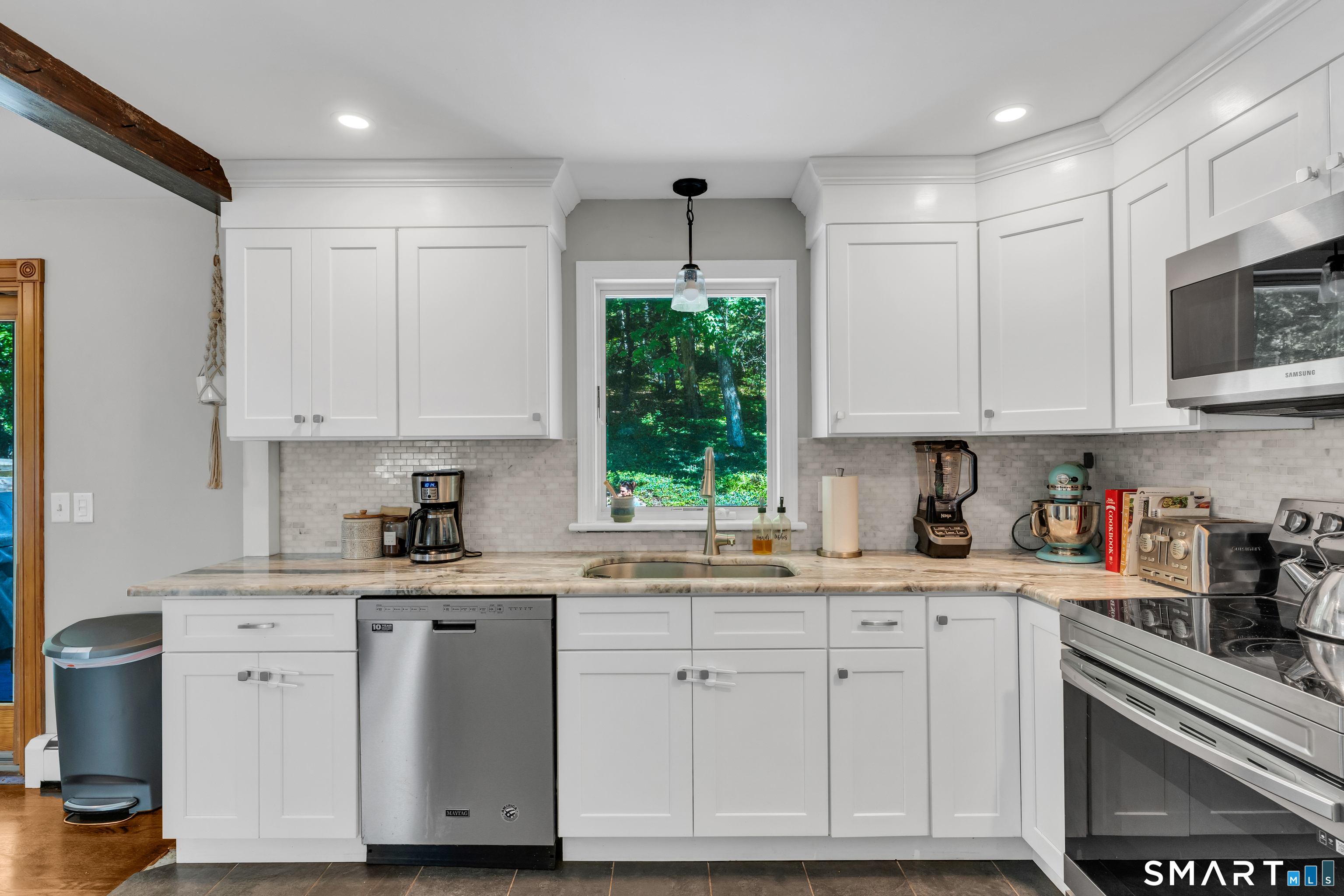 339 Boston Post Road East Lyme CT 06333