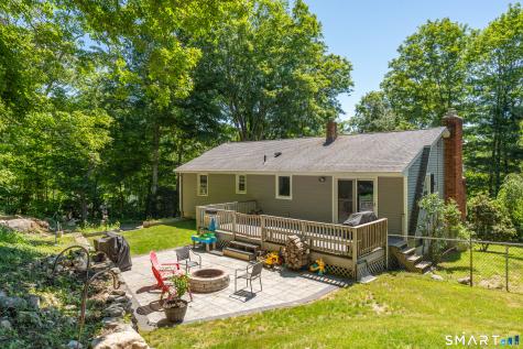 339 Boston Post Road East Lyme CT 06333