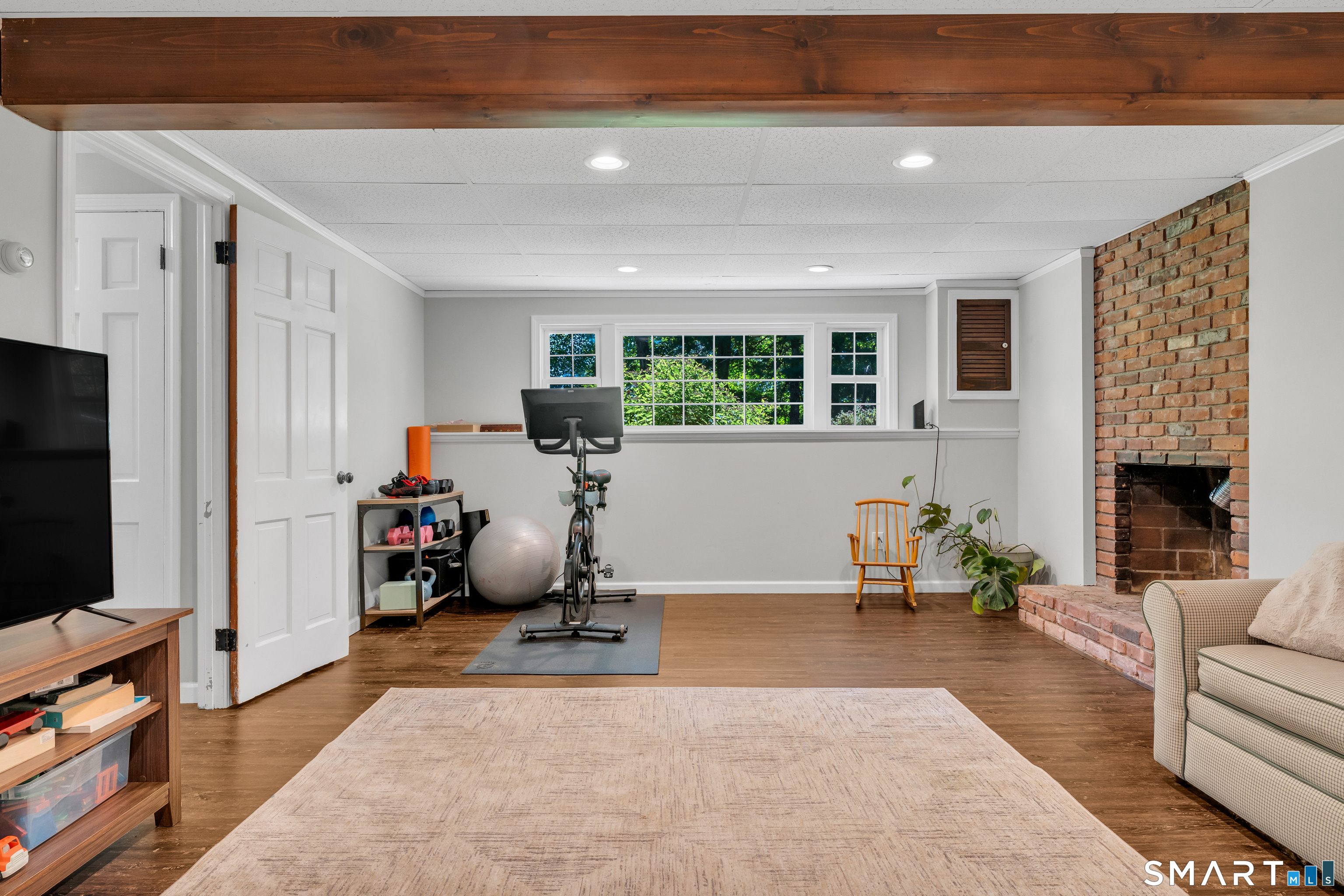 339 Boston Post Road East Lyme CT 06333