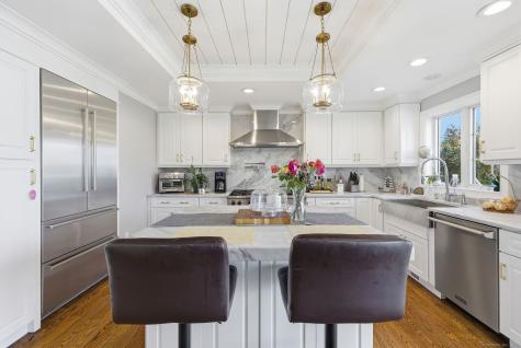 783 Reef Road Fairfield CT 06824