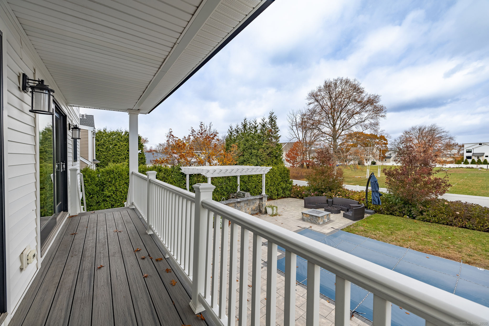 783 Reef Road Fairfield CT 06824