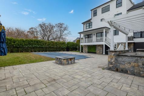 783 Reef Road Fairfield CT 06824