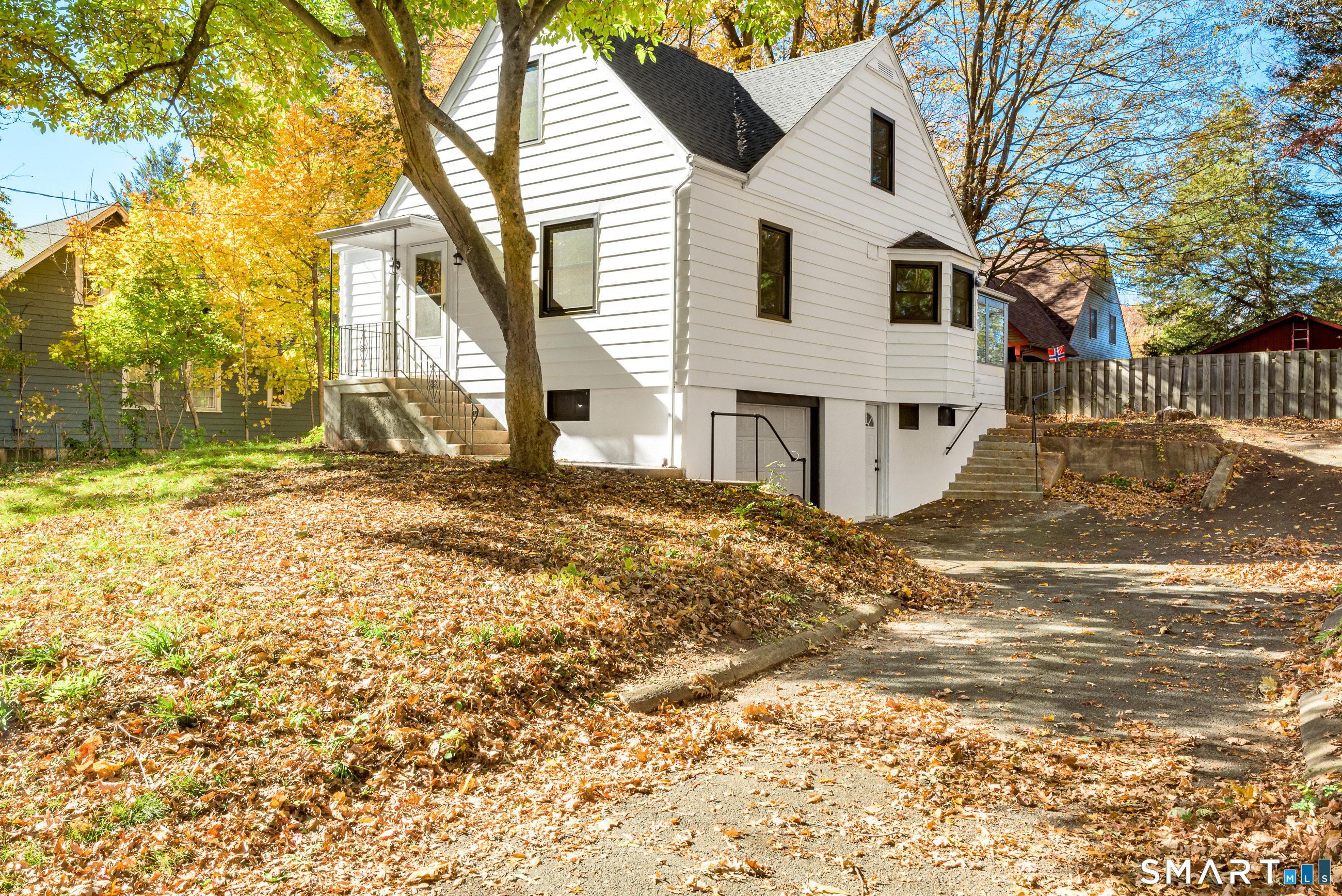 27 Vernon Street Hamden CT 06518