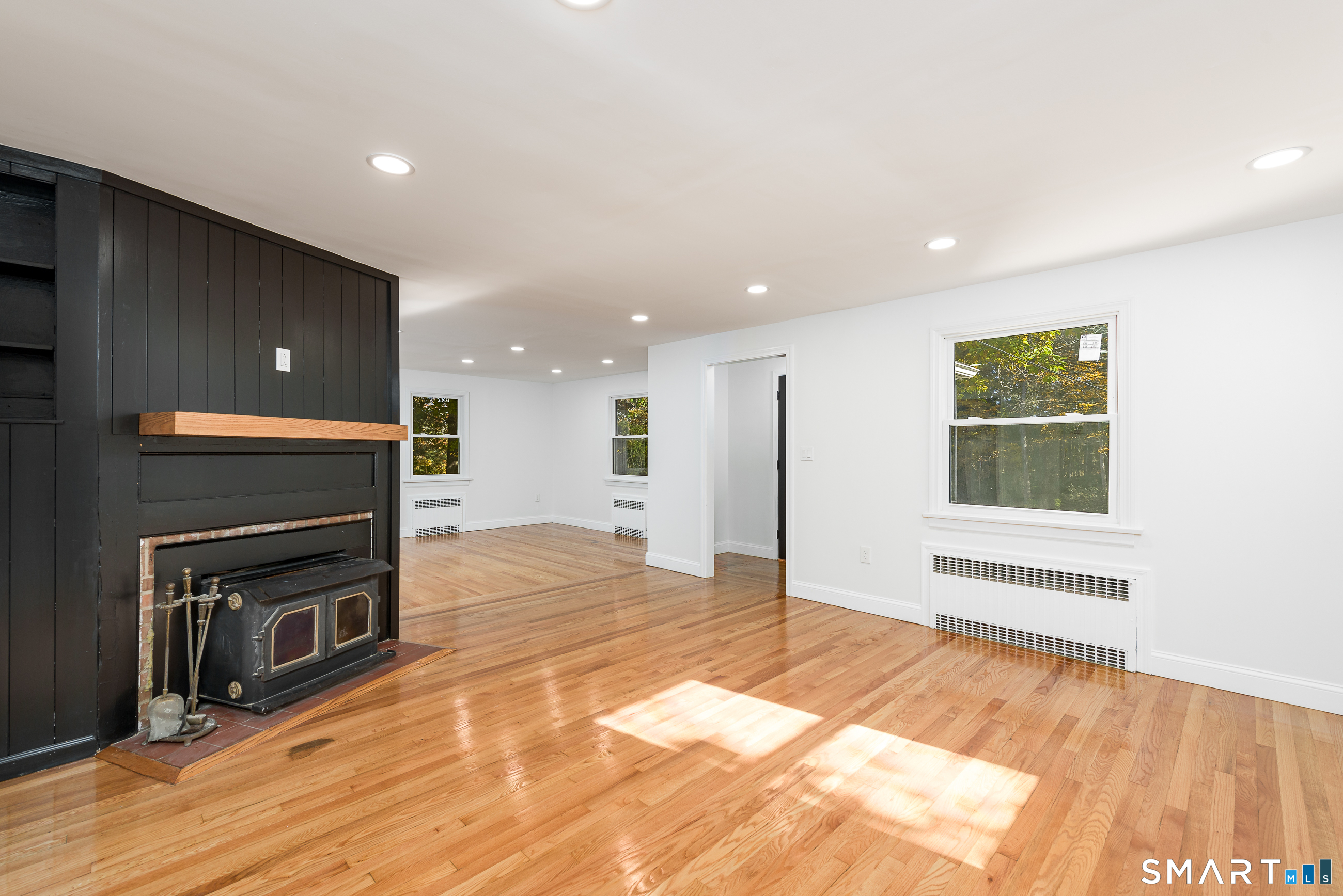 27 Vernon Street Hamden CT 06518