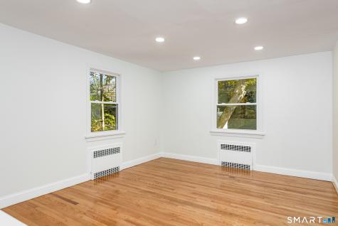 27 Vernon Street Hamden CT 06518