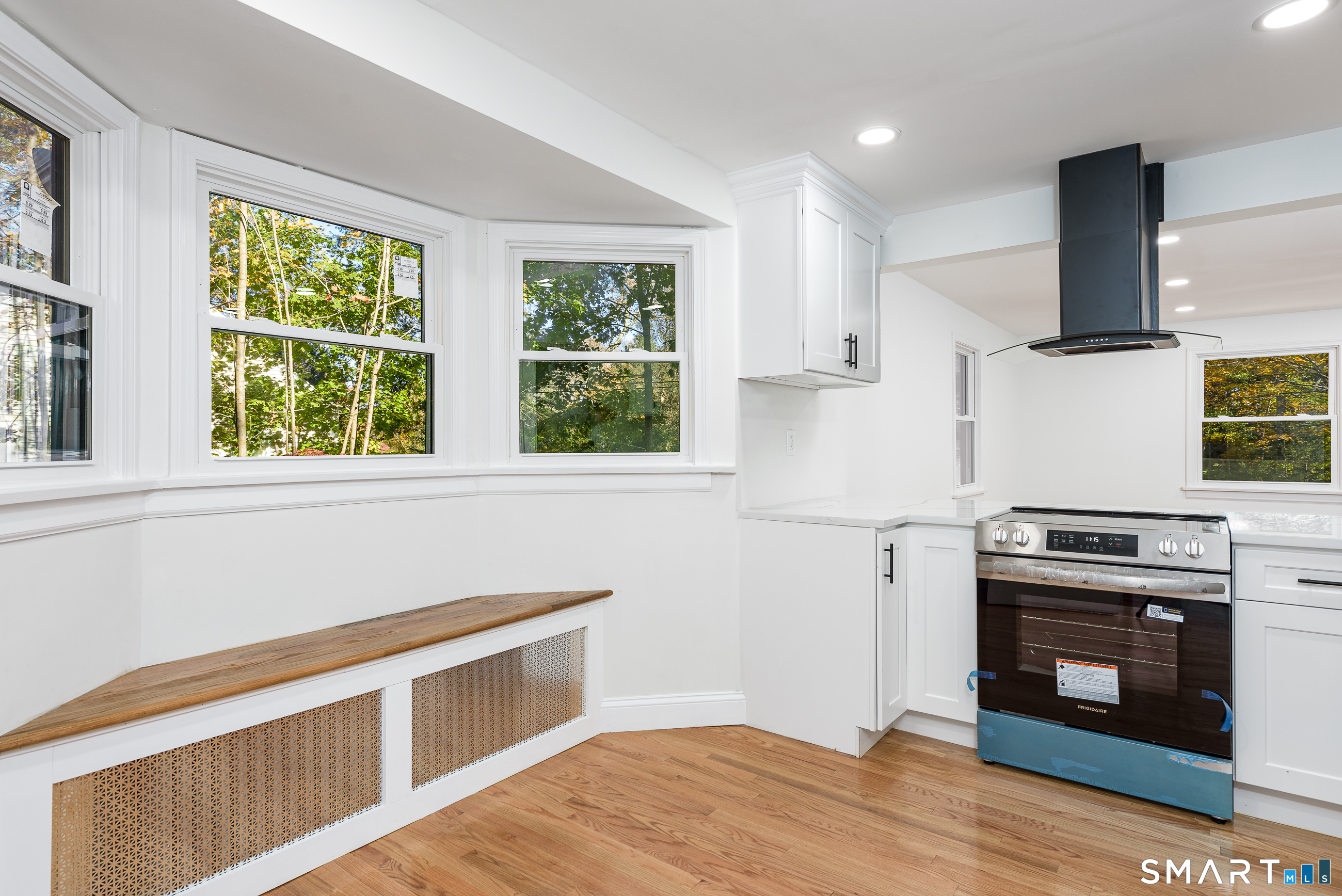 27 Vernon Street Hamden CT 06518