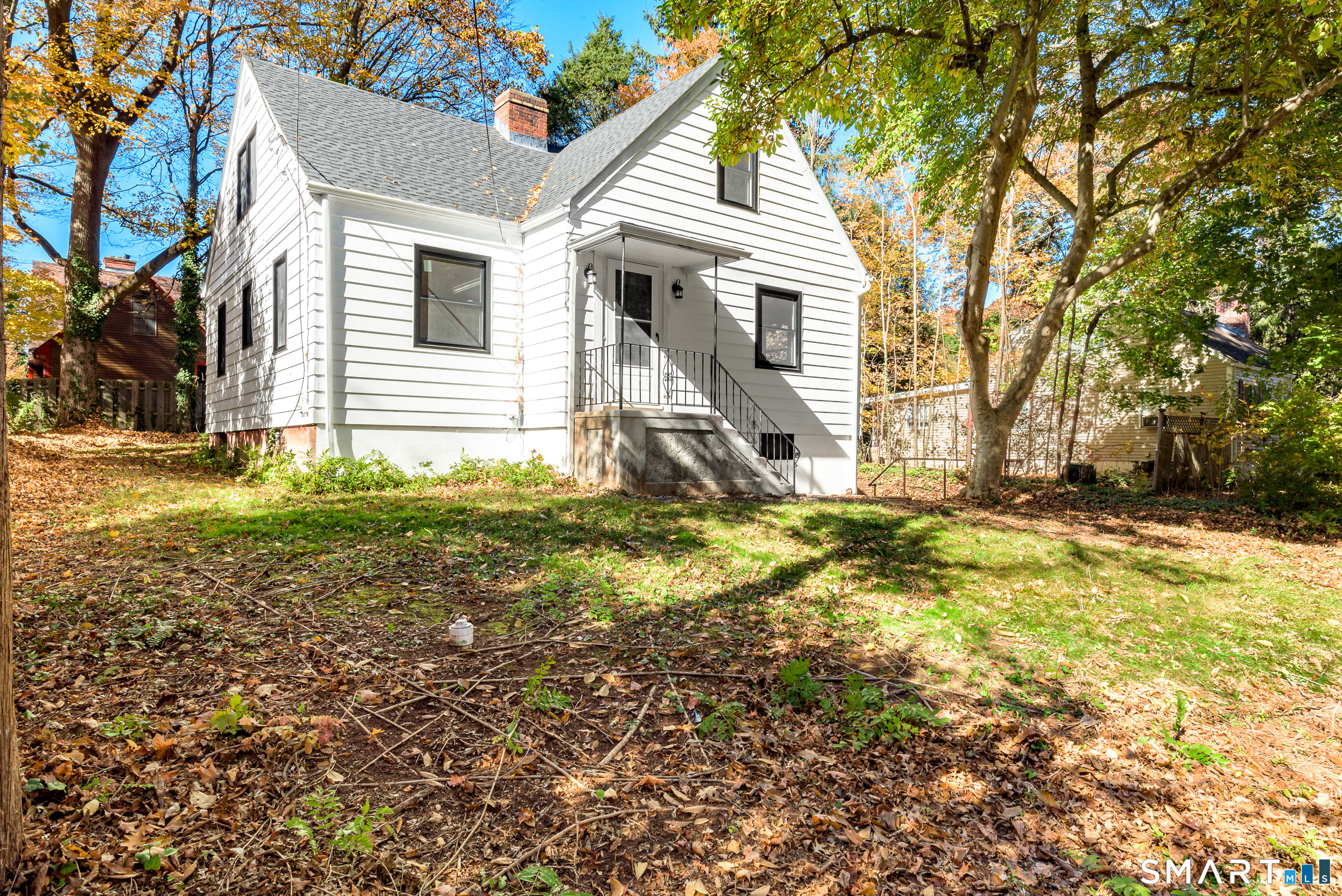 27 Vernon Street Hamden CT 06518